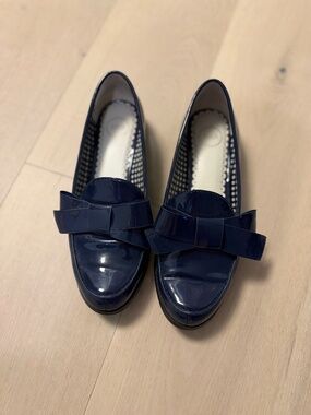 1901 Navy Patent-Finish Bow Loafers